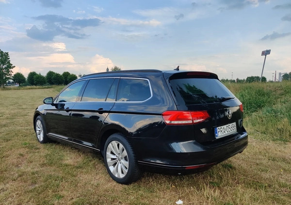 Volkswagen Passat cena 64900 przebieg: 77000, rok produkcji 2018 z Rawicz małe 631